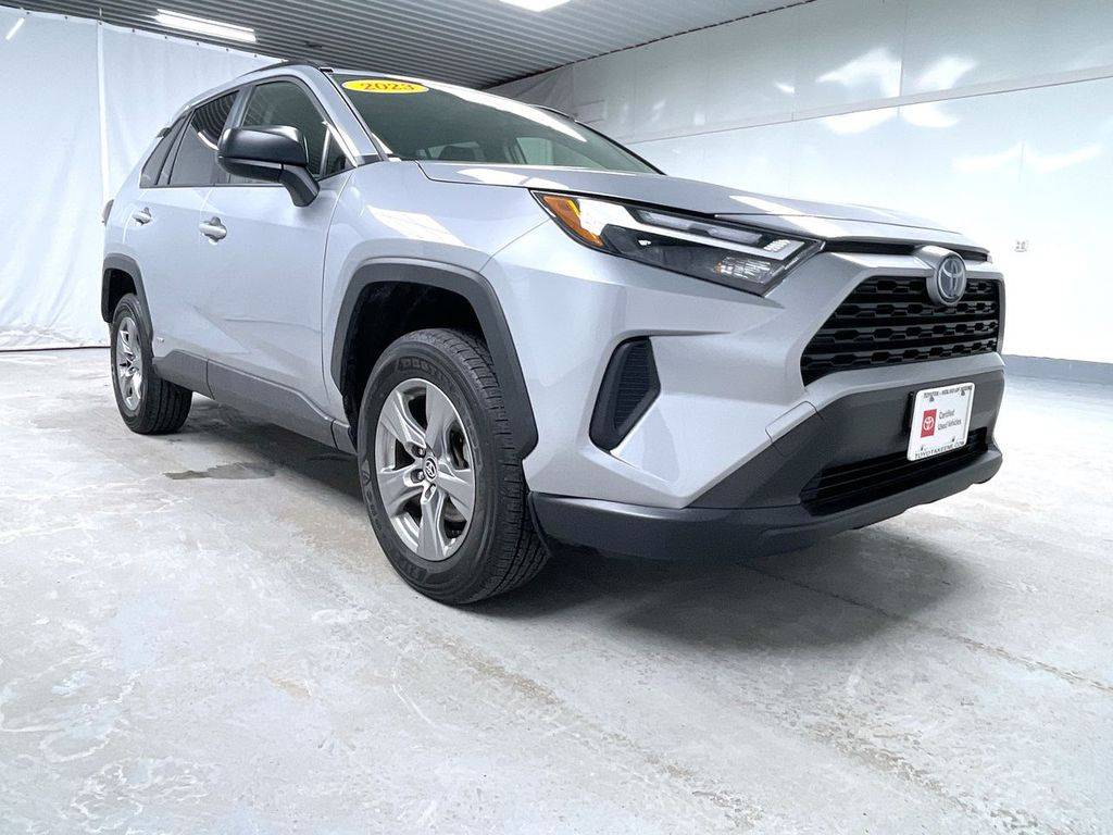 2023 Toyota RAV4 Hybrid LE — SUV — 17,331 mi — East Swanzey, NH