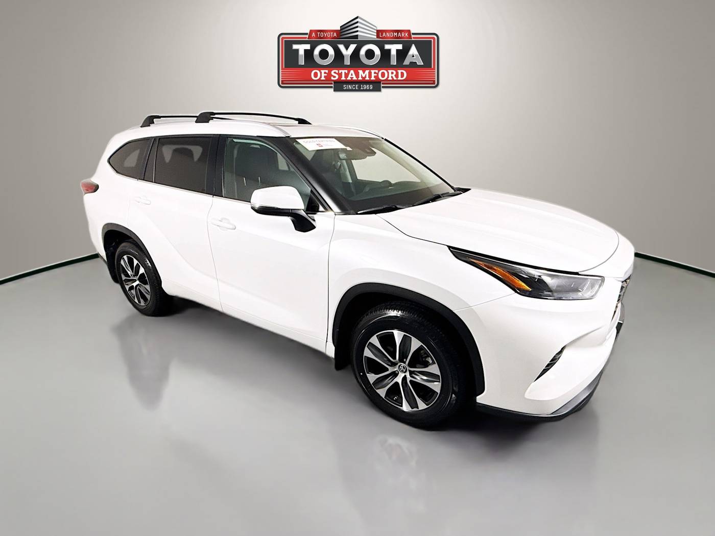 2023 Toyota Highlander XLE — SUV — 17,830 mi — Stamford, CT