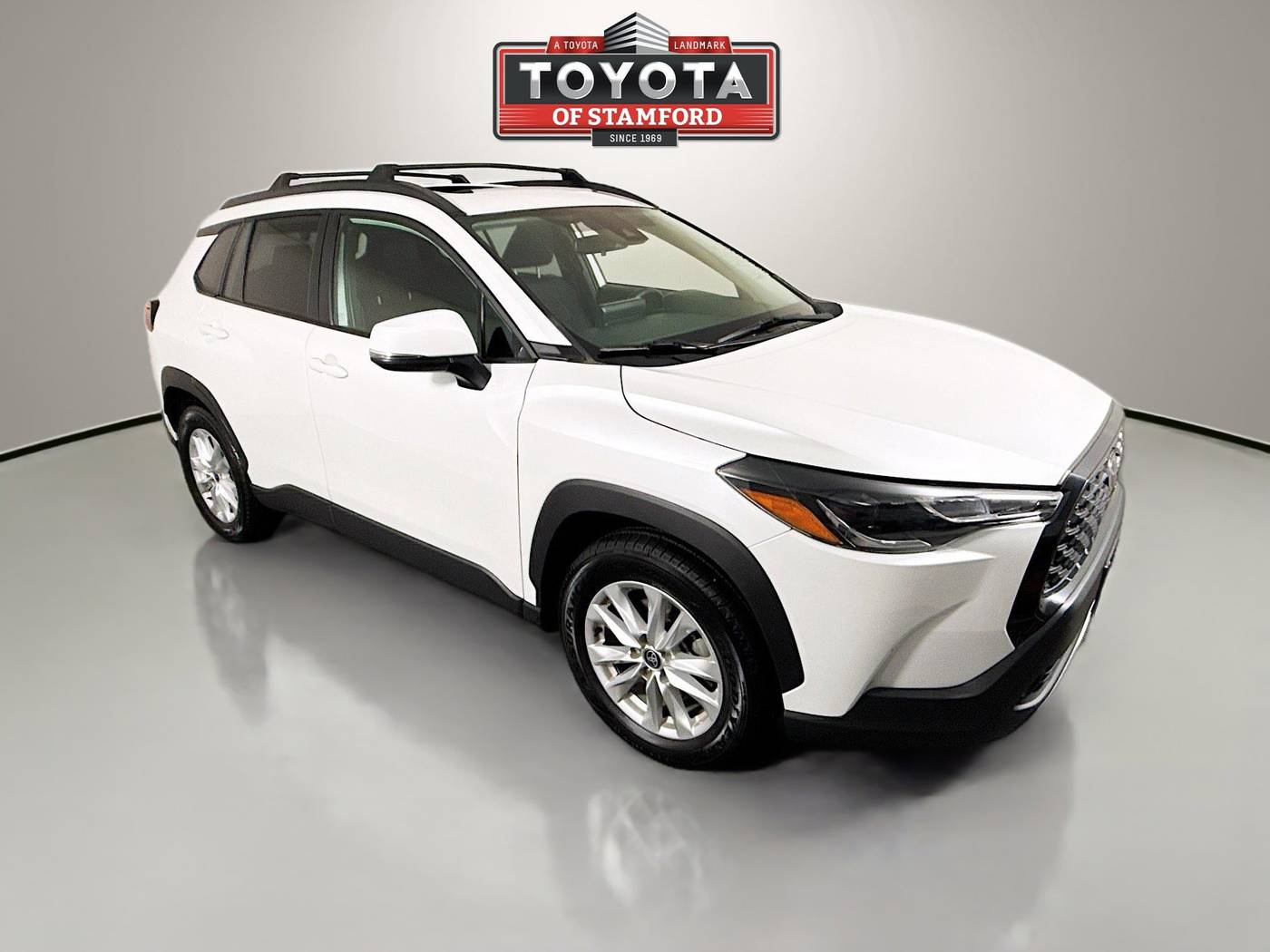 2022 Toyota Corolla Cross LE — SUV — 30,902 mi — Stamford, CT