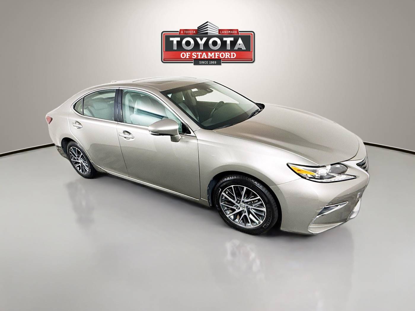 2017 Lexus ES ES 350 — Sedan — 14,823 mi — Stamford, CT