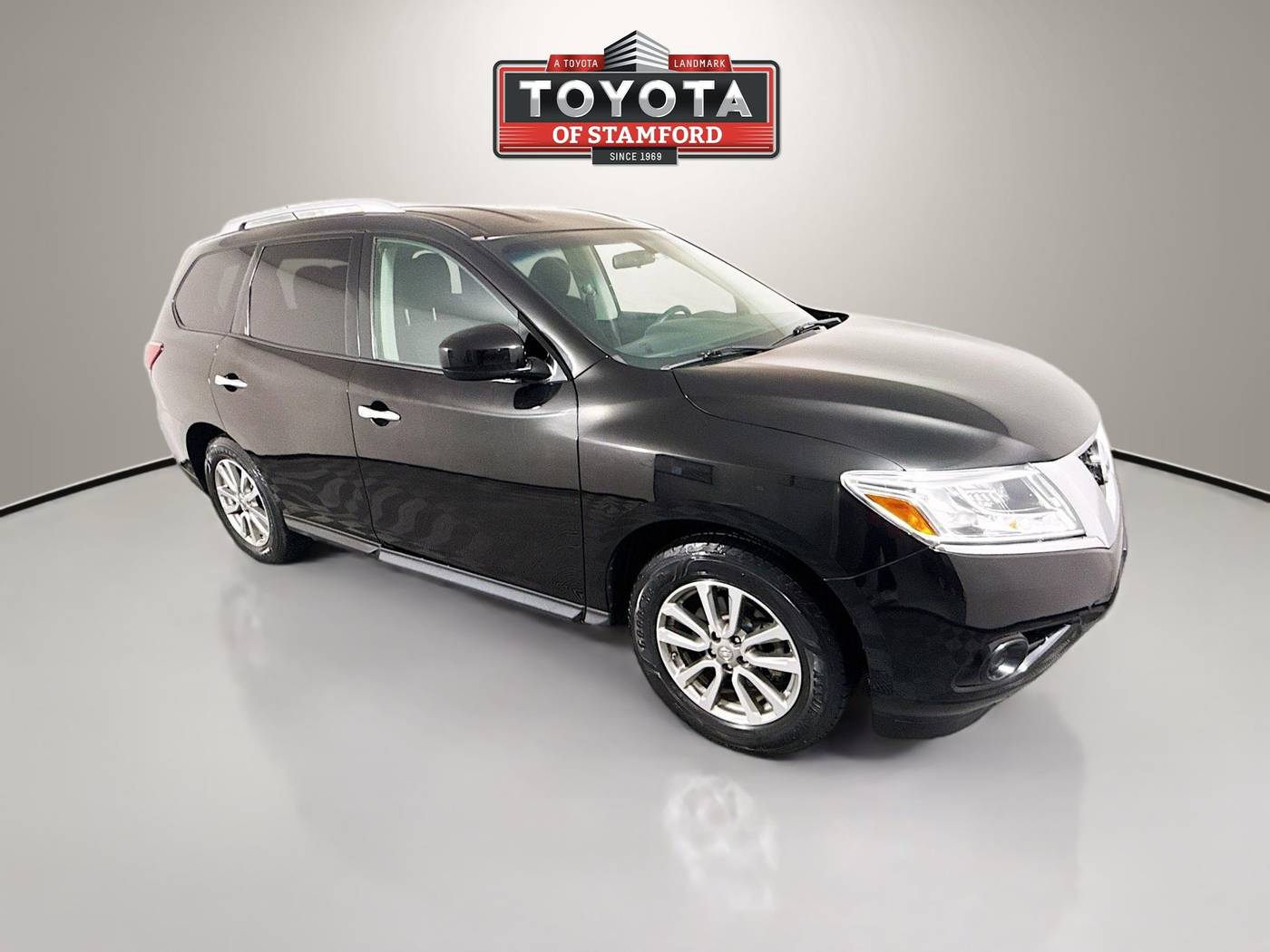 2015 Nissan Pathfinder S — SUV — 52,410 mi — Stamford, CT