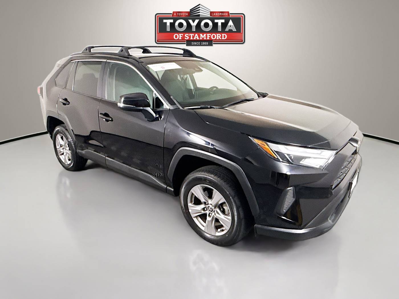 2022 Toyota RAV4 XLE — SUV — 32,167 mi — Stamford, CT