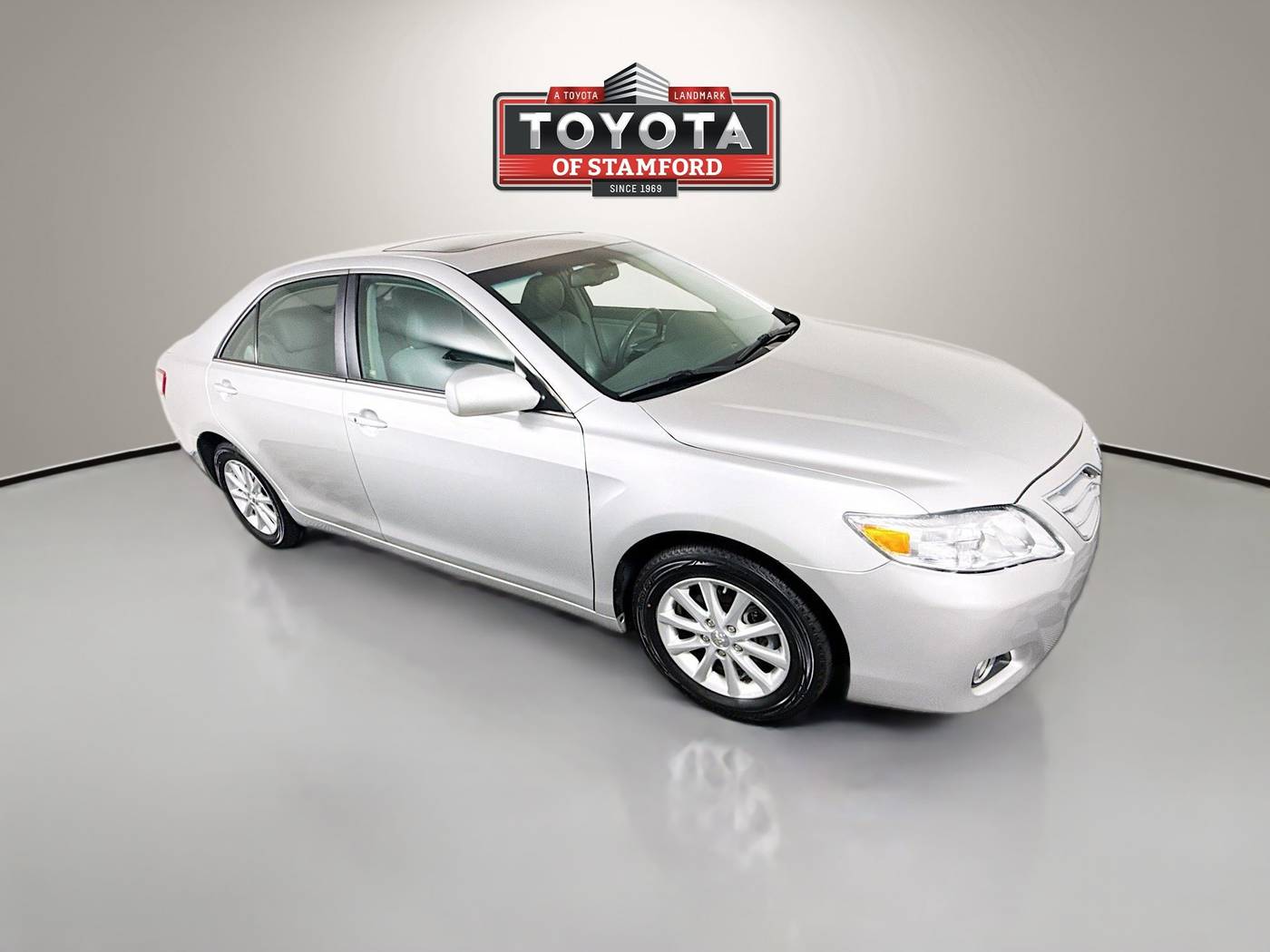 2011 Toyota Camry XLE V6 — Sedan — 34,302 mi — Stamford, CT