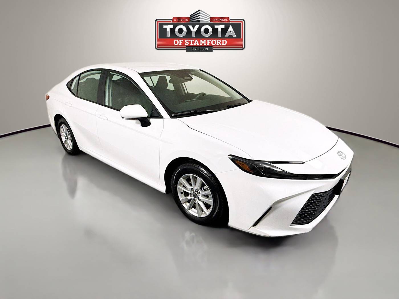 2025 Toyota Camry LE — Sedan — 31,964 mi — Stamford, CT