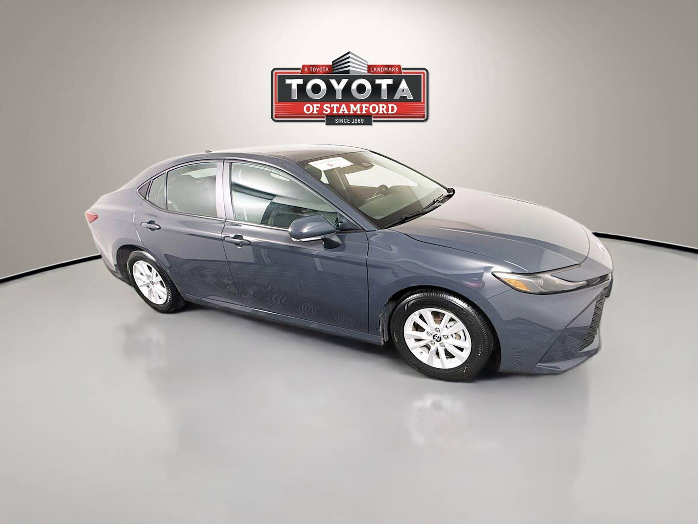 2025 Toyota Camry Hybrid LE — Sedan — 35,265 mi — Stamford, CT