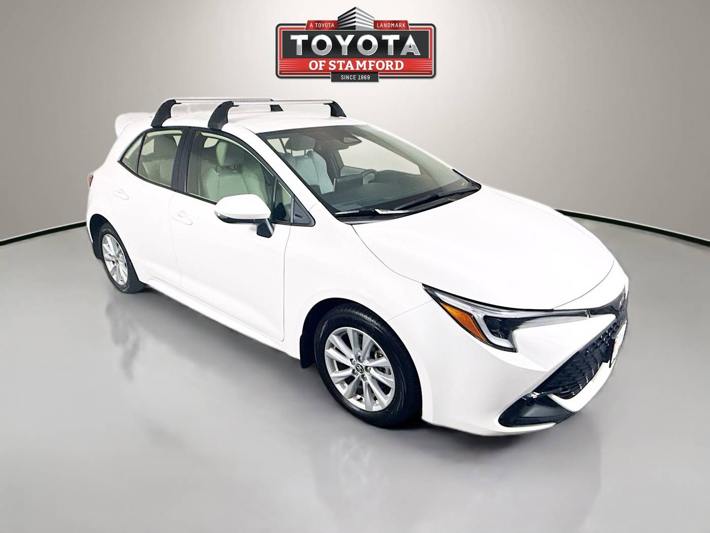 2025 Toyota Corolla Hatchback SE — Hatchback — 8,647 mi — Stamford, CT