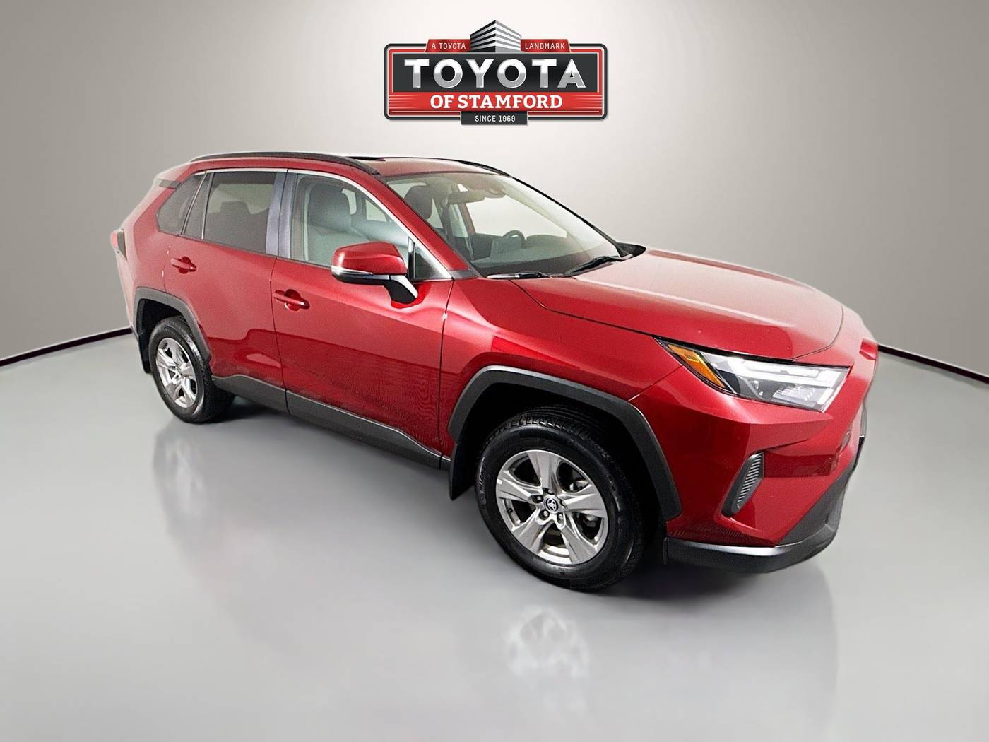 2022 Toyota RAV4 XLE — SUV — 33,431 mi — Stamford, CT