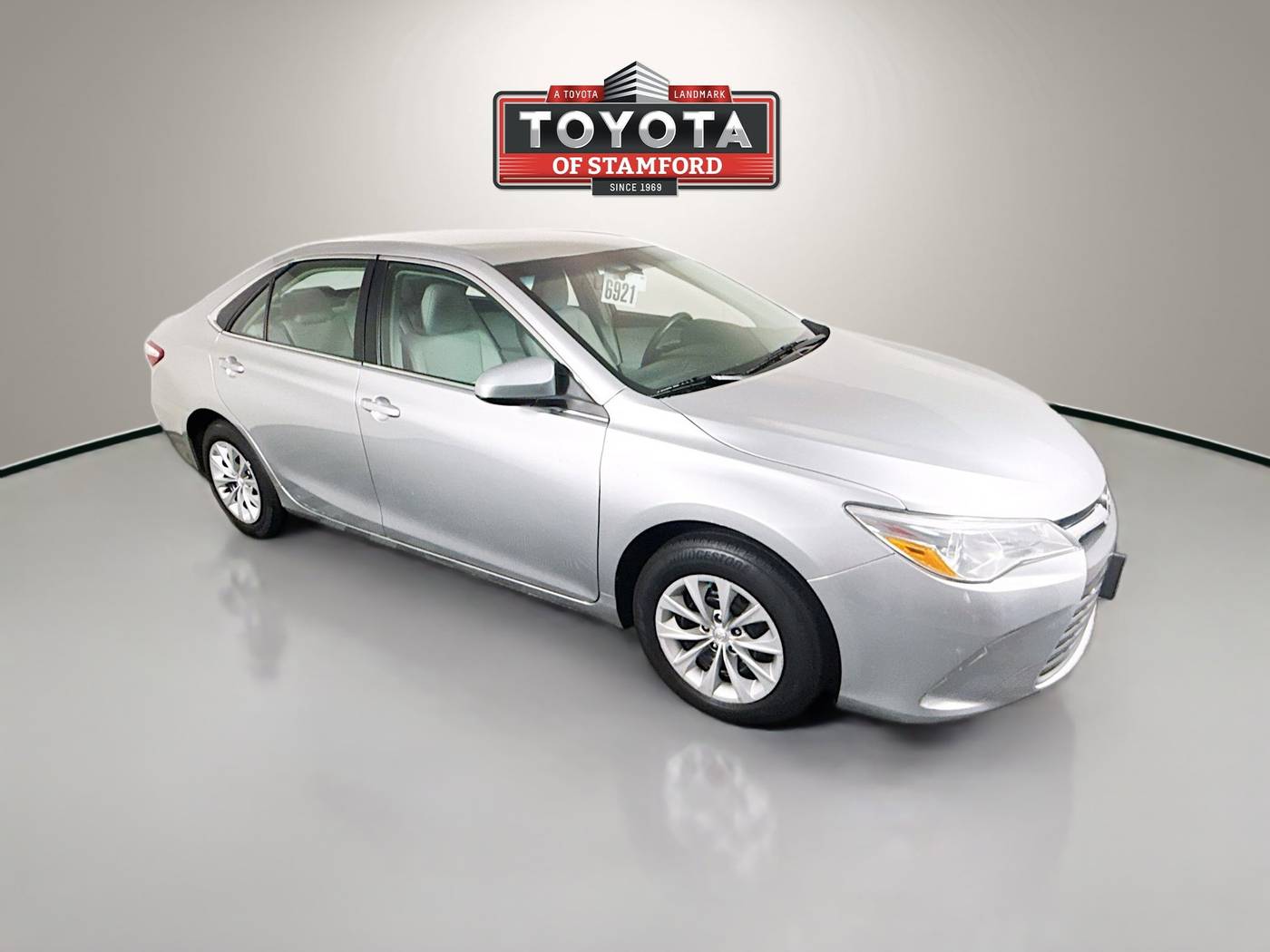 2015 Toyota Camry XLE — Sedan — 124,579 mi — Stamford, CT
