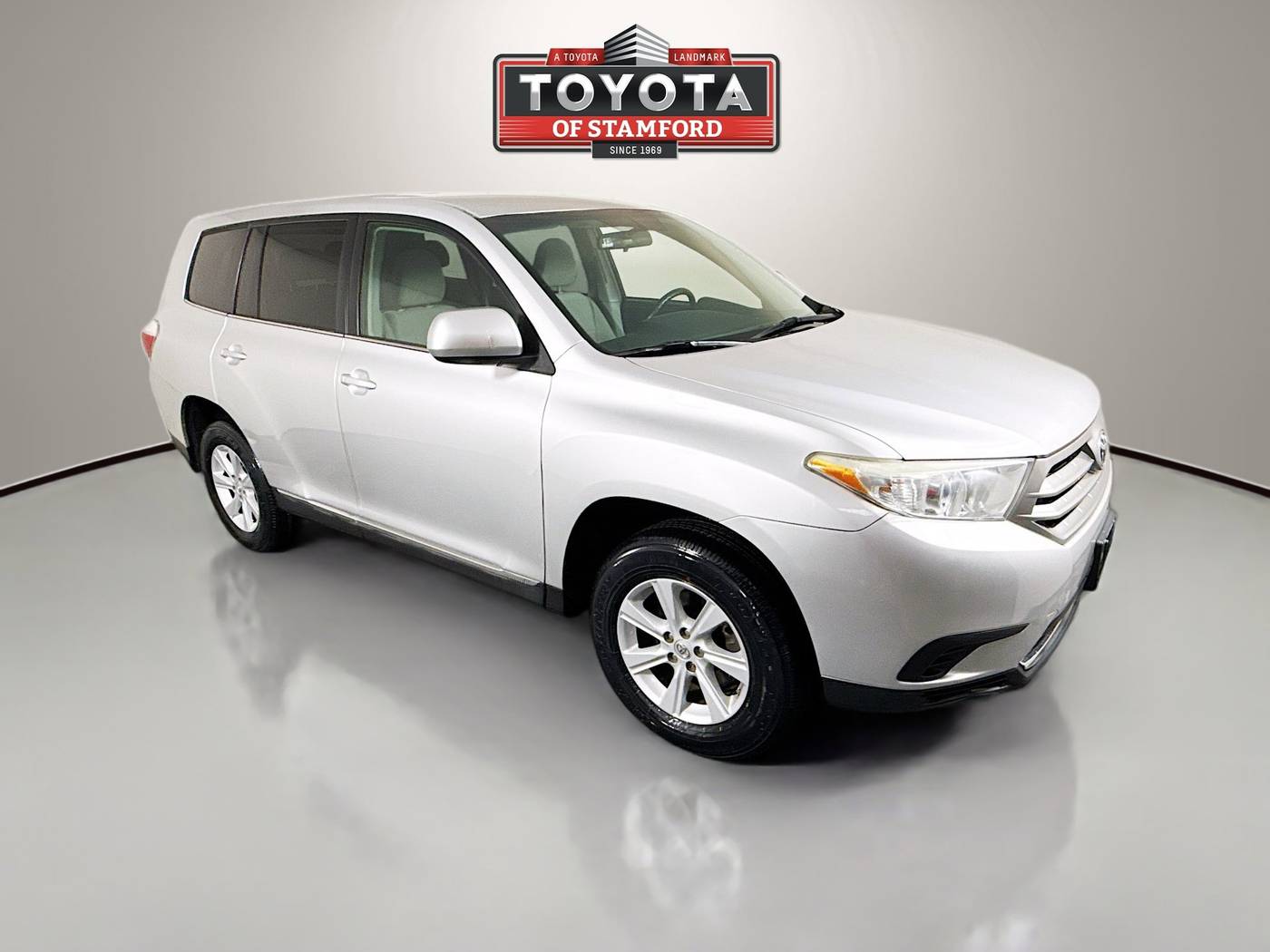 2013 Toyota Highlander Highlander V6 — SUV — 49,366 mi — Stamford, CT