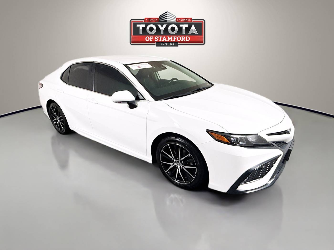 2022 Toyota Camry SE — Sedan — 61,722 mi — Stamford, CT