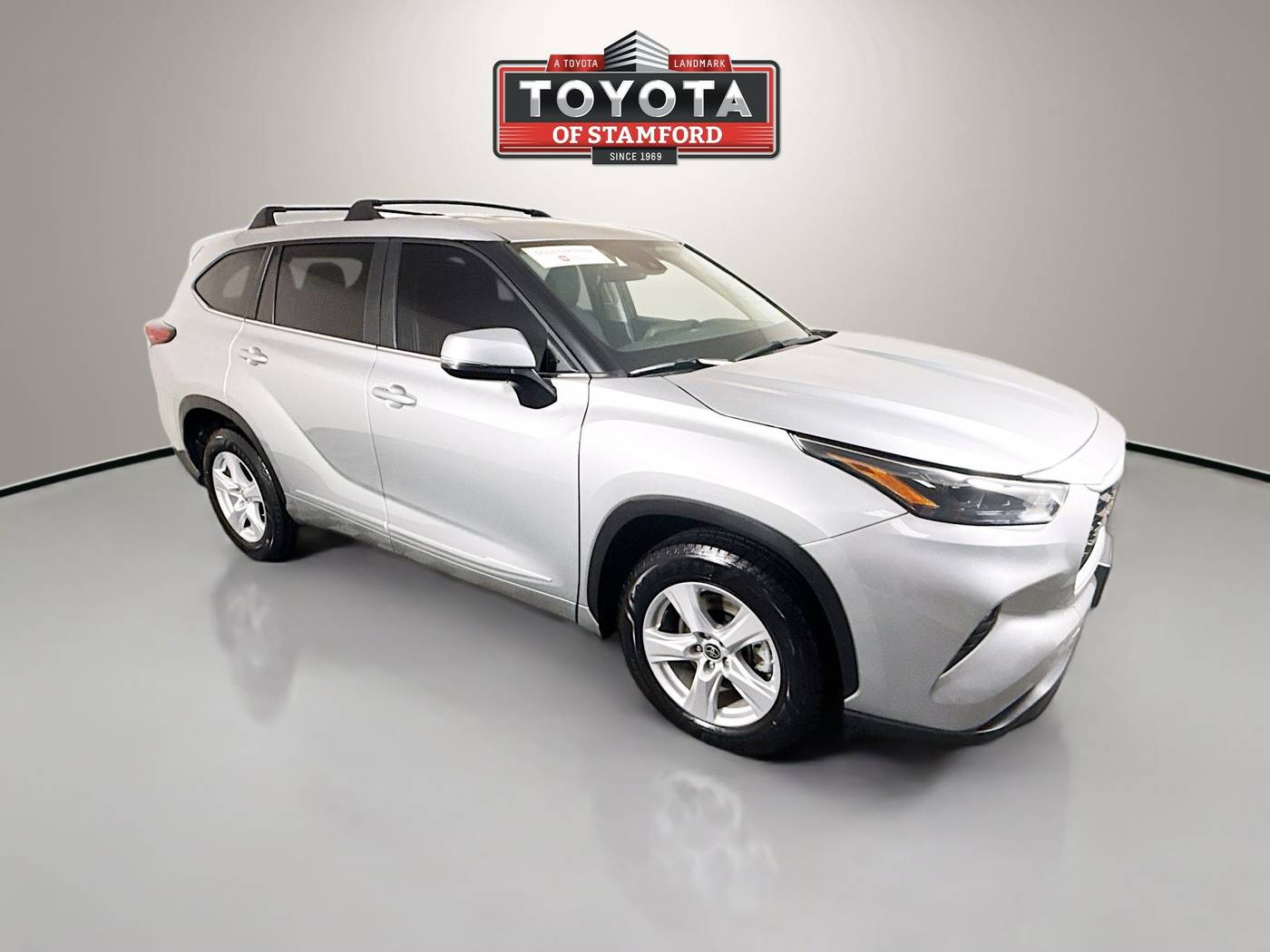 2023 Toyota Highlander LE — SUV — 49,608 mi — Stamford, CT
