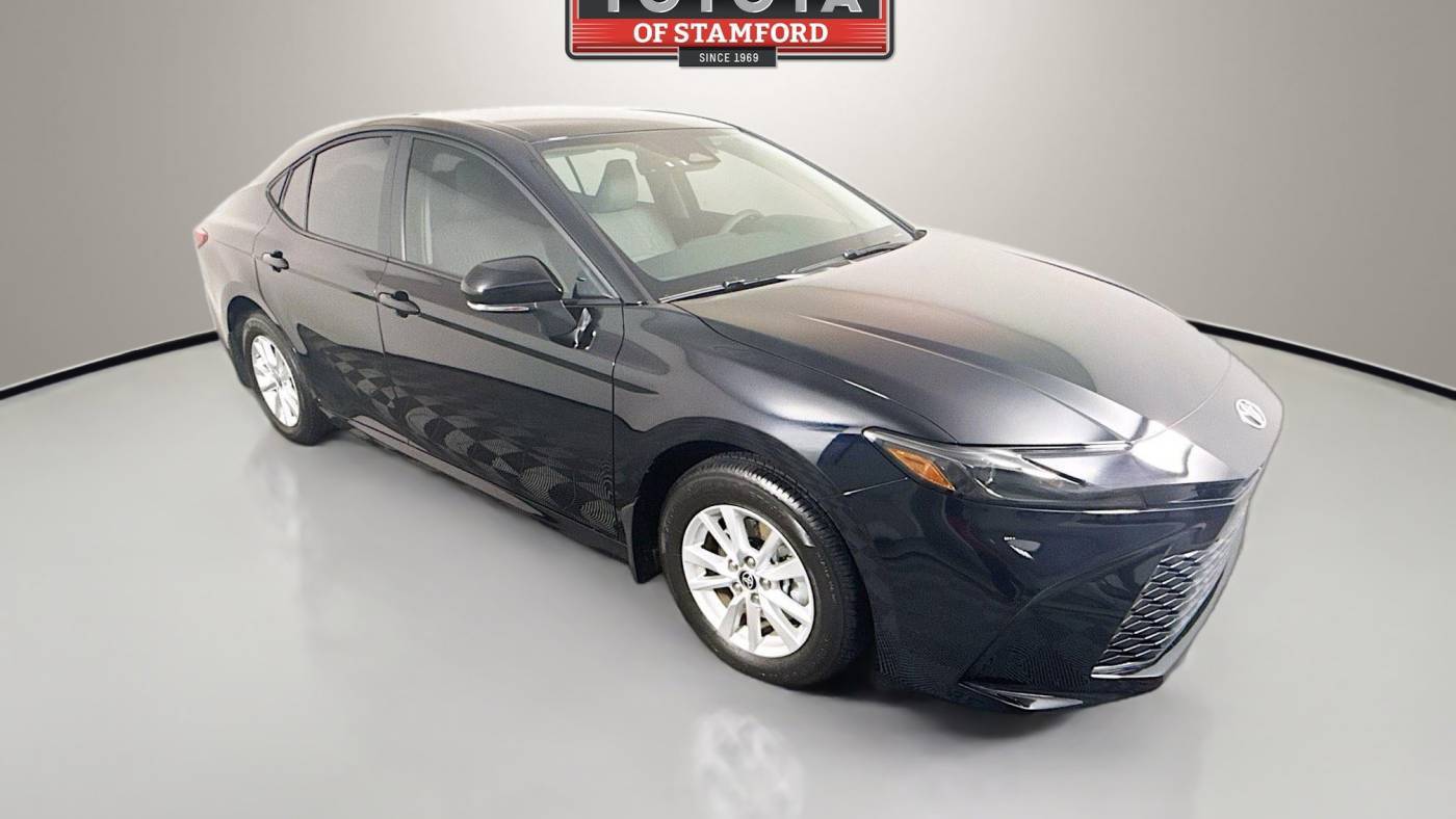 2025 Toyota Camry LE — Sedan — 2,650 mi — Stamford, CT