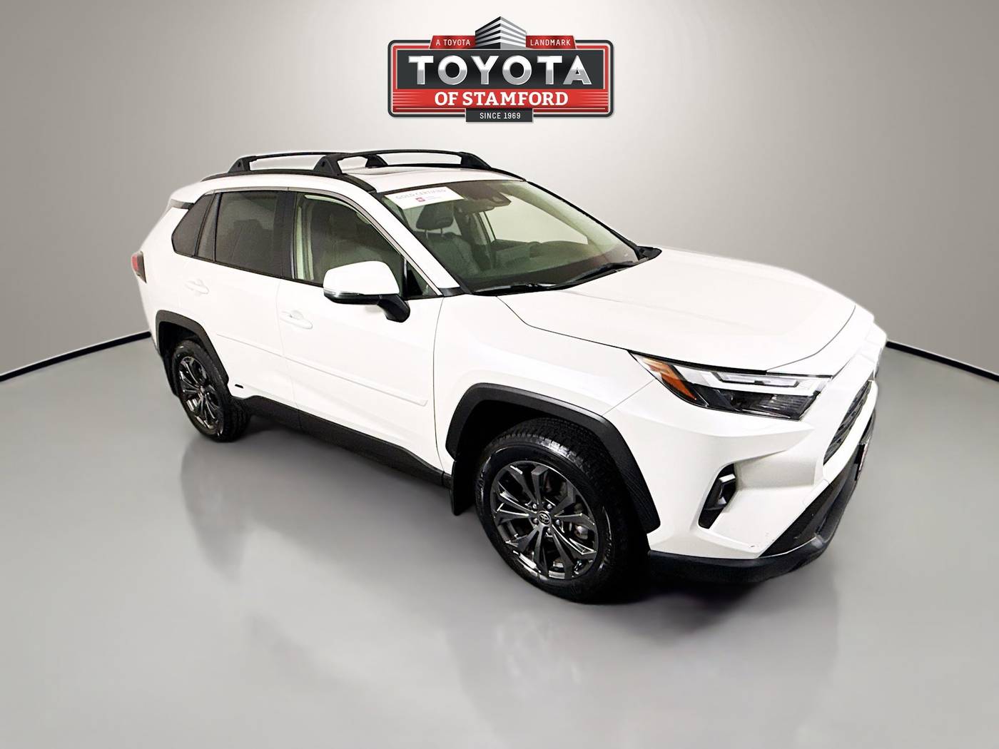 2022 Toyota RAV4 Hybrid XLE Premium — SUV — 27,925 mi — Stamford, CT