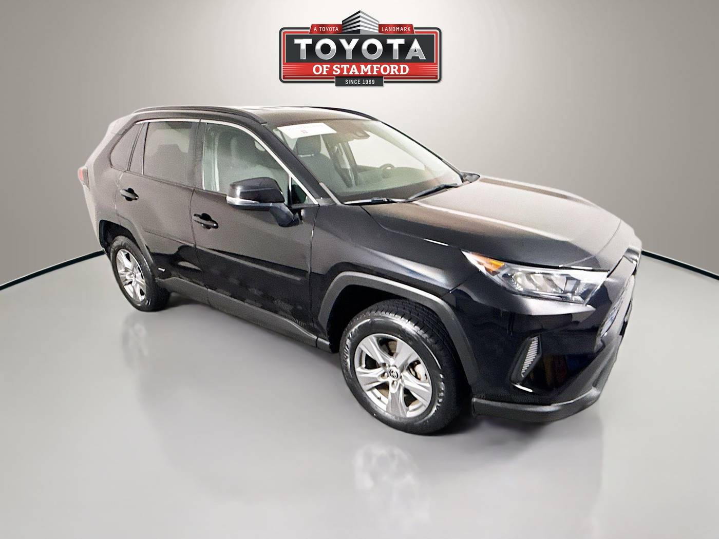2022 Toyota RAV4 Hybrid LE — SUV — 42,161 mi — Stamford, CT