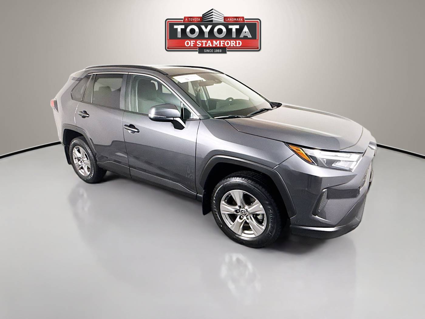 2022 Toyota RAV4 XLE — SUV — 32,503 mi — Stamford, CT