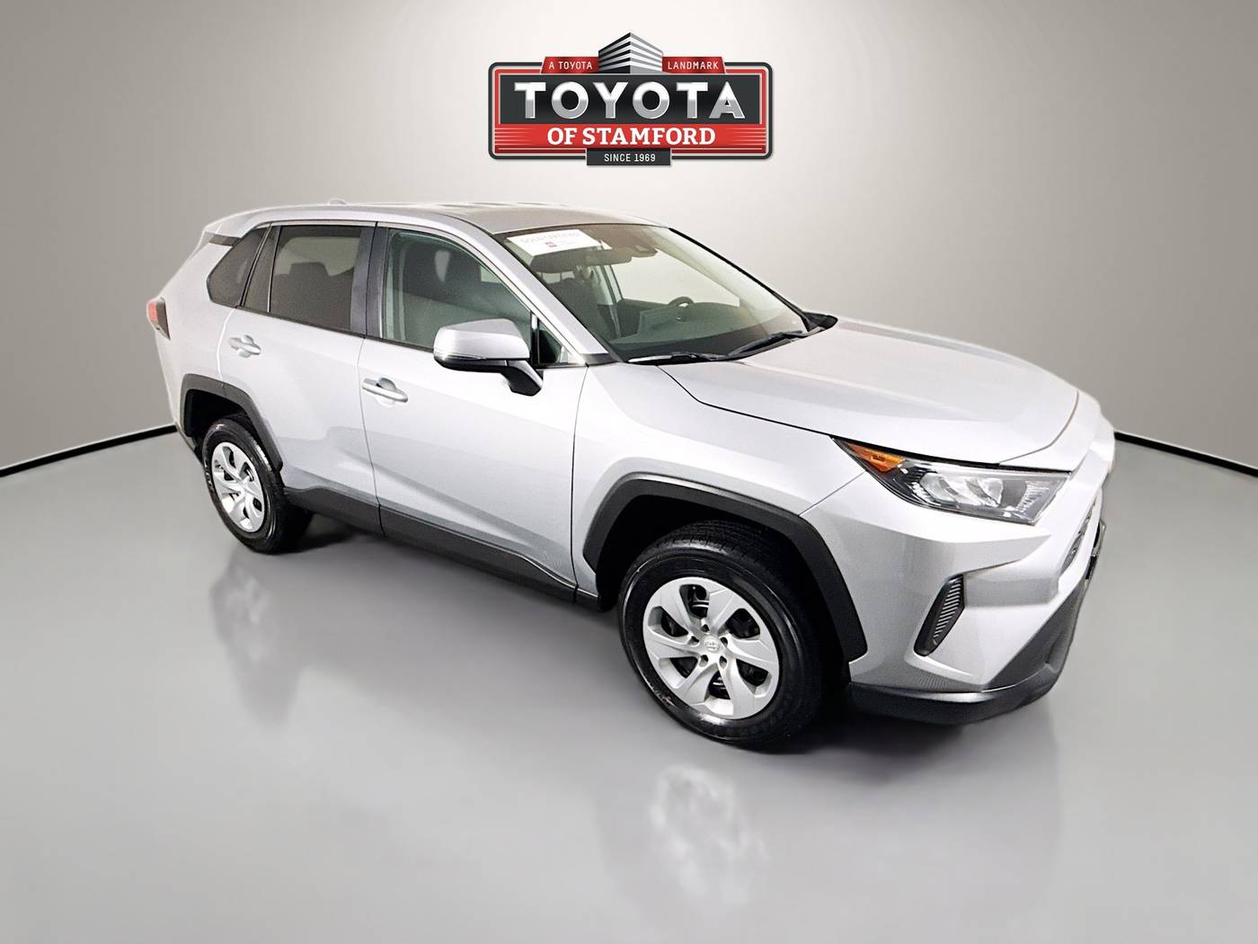 2022 Toyota RAV4 LE — SUV — 8,637 mi — Stamford, CT