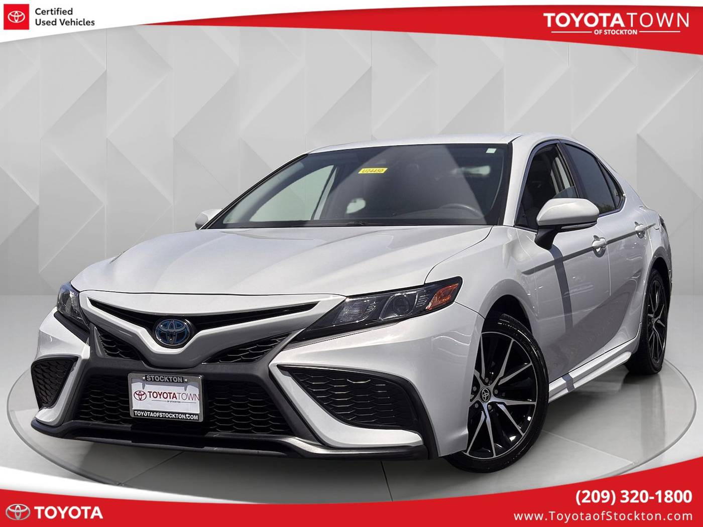 2022 Toyota Camry Hybrid SE — Sedan — 45,668 mi — Stockton, CA