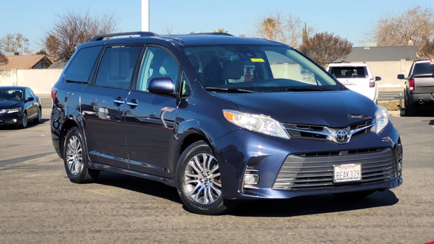 2018 Toyota Sienna XLE — Minivan — 87,260 mi — Stockton, CA