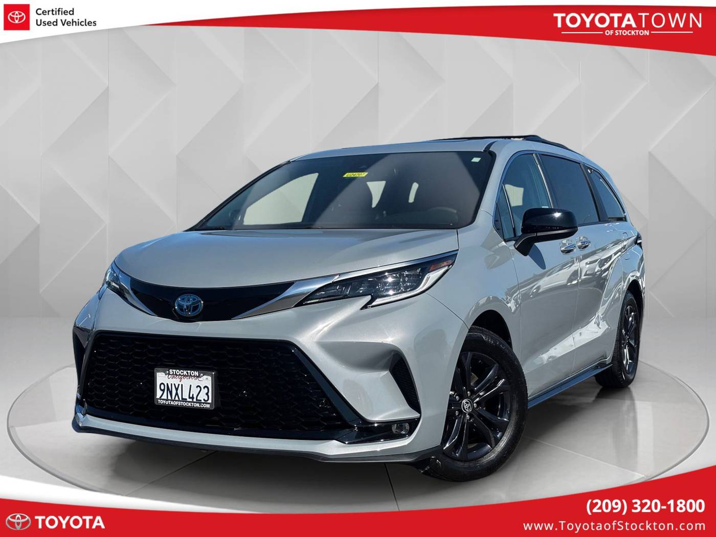 2024 Toyota Sienna XSE — Minivan — 12,381 mi — Stockton, CA
