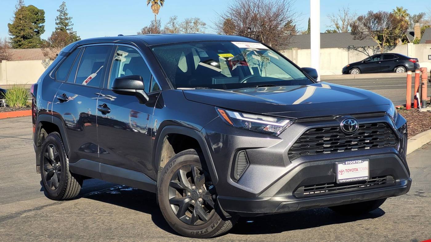2023 Toyota RAV4 LE — SUV — 19,556 mi — Stockton, CA
