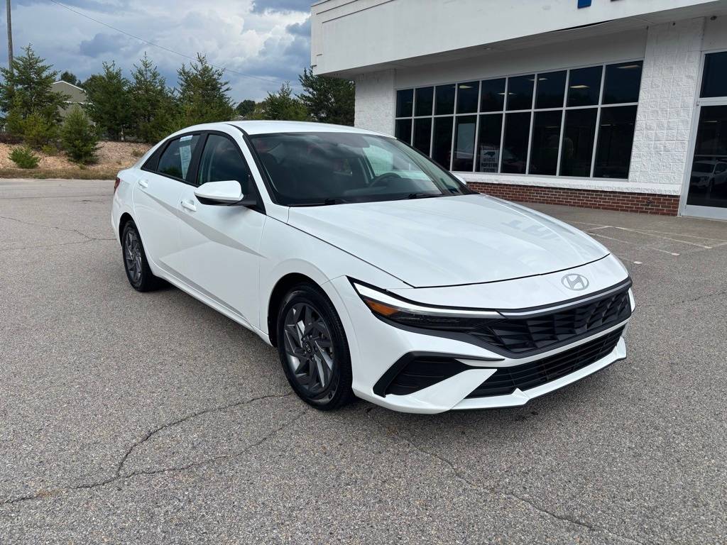 2024 Hyundai Elantra SEL — Sedan — 27,389 mi — Eden, NC