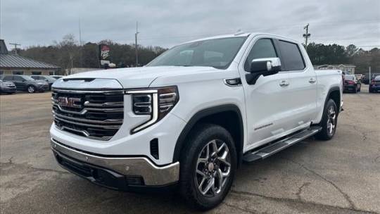 2022 GMC Sierra 1500 SLT — Pickup Truck — 33,405 mi — Carthage, MS