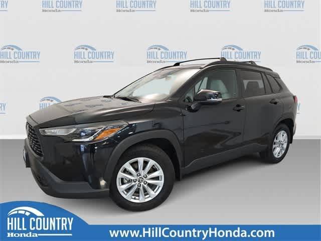 2024 Toyota Corolla Cross LE — SUV — 10,884 mi — San Antonio, TX