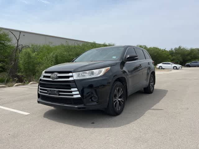2018 Toyota Highlander LE V6 — SUV — 120,307 mi — San Antonio, TX