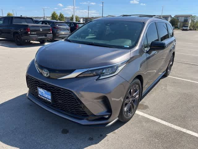 2021 Toyota Sienna XSE — Minivan — 70,331 mi — San Antonio, TX