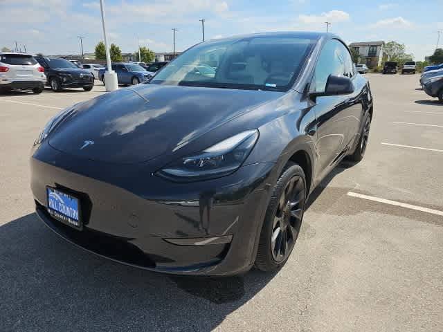 2024 Tesla Model Y Standard Range — SUV — 5,639 mi — San Antonio, TX