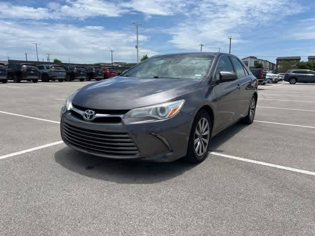 2017 Toyota Camry XLE — Sedan — 121,765 mi — San Antonio, TX