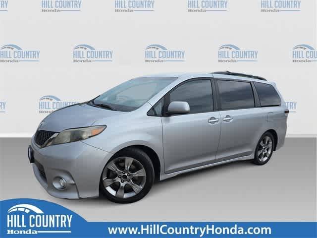 2013 Toyota Sienna SE — Minivan — 127,753 mi — San Antonio, TX