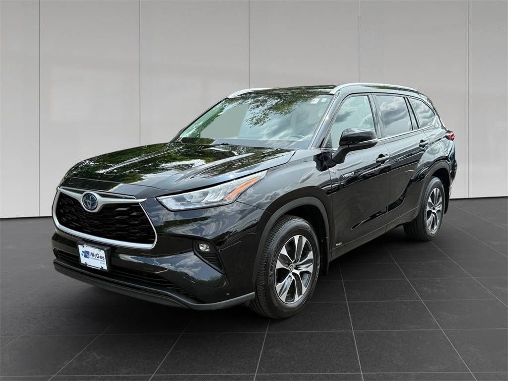 2020 Toyota Highlander Hybrid XLE — SUV — 50,215 mi — Putnam, CT