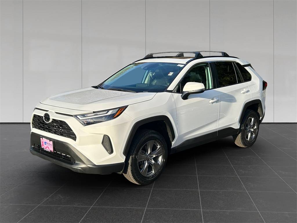2024 Toyota RAV4 XLE — SUV — 30,758 mi — Putnam, CT