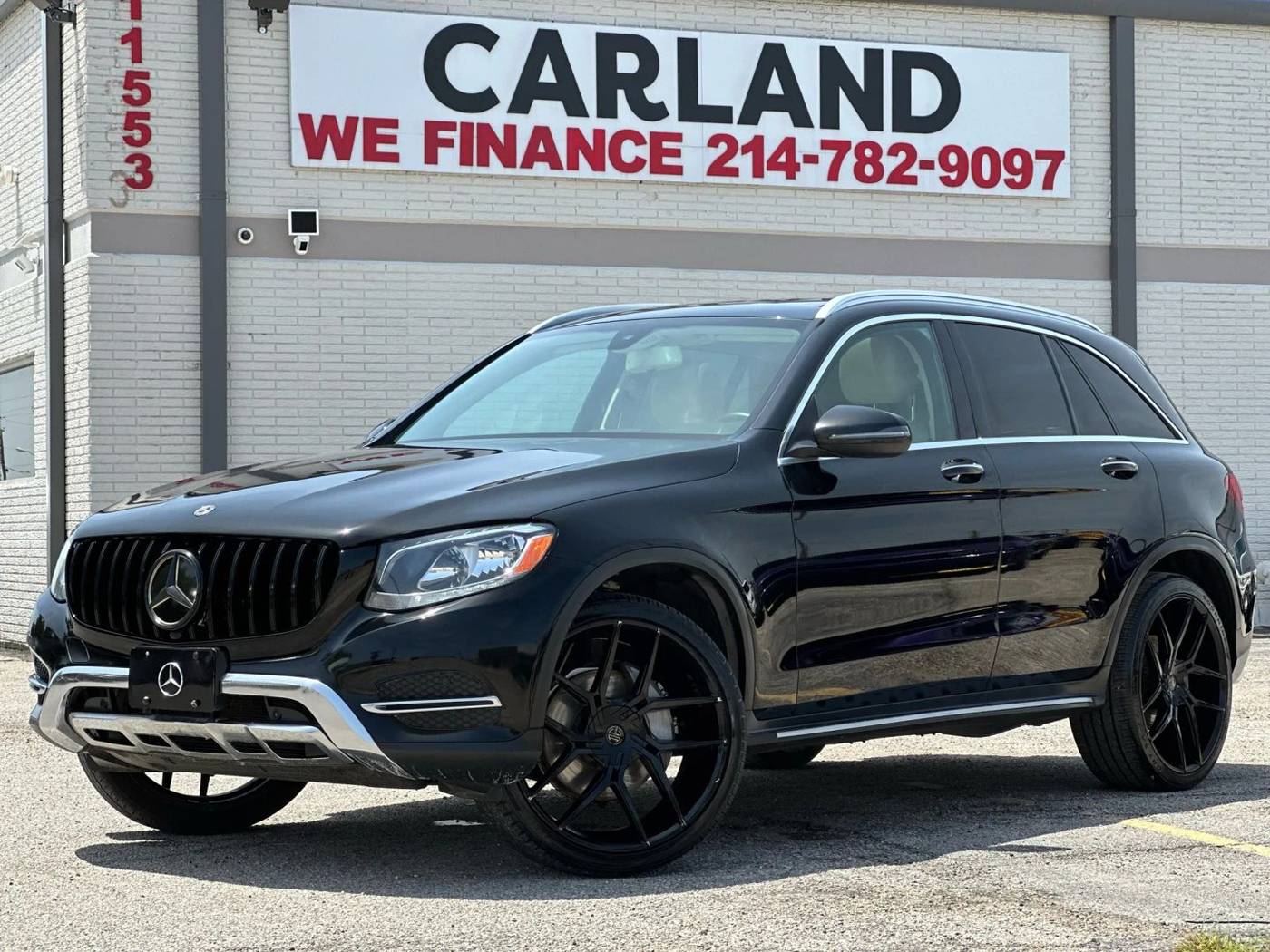 2018 Mercedes-Benz GLC GLC 300 — SUV — 105,239 mi — Dallas, TX