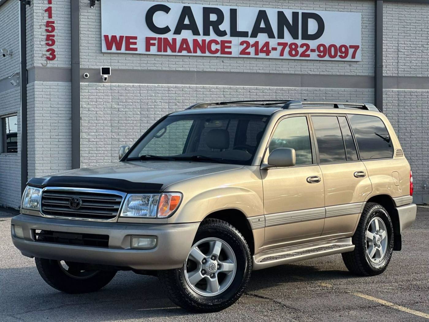 2004 Toyota Land Cruiser Base — SUV — 198,814 mi — Dallas, TX