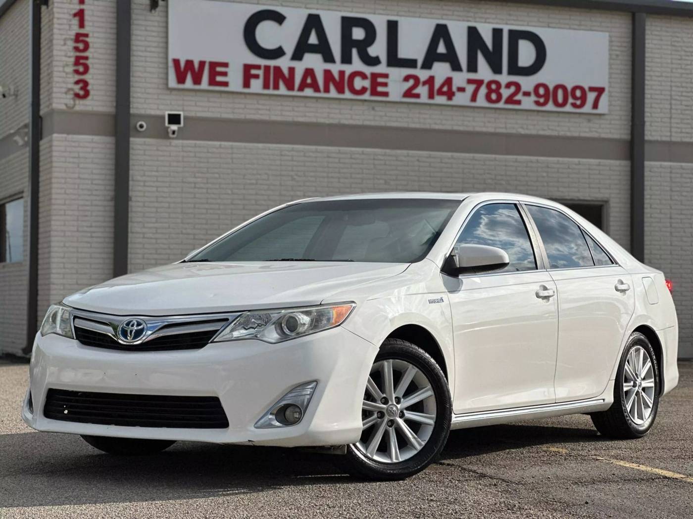 2012 Toyota Camry Hybrid XLE — Sedan — 95,189 mi — Dallas, TX