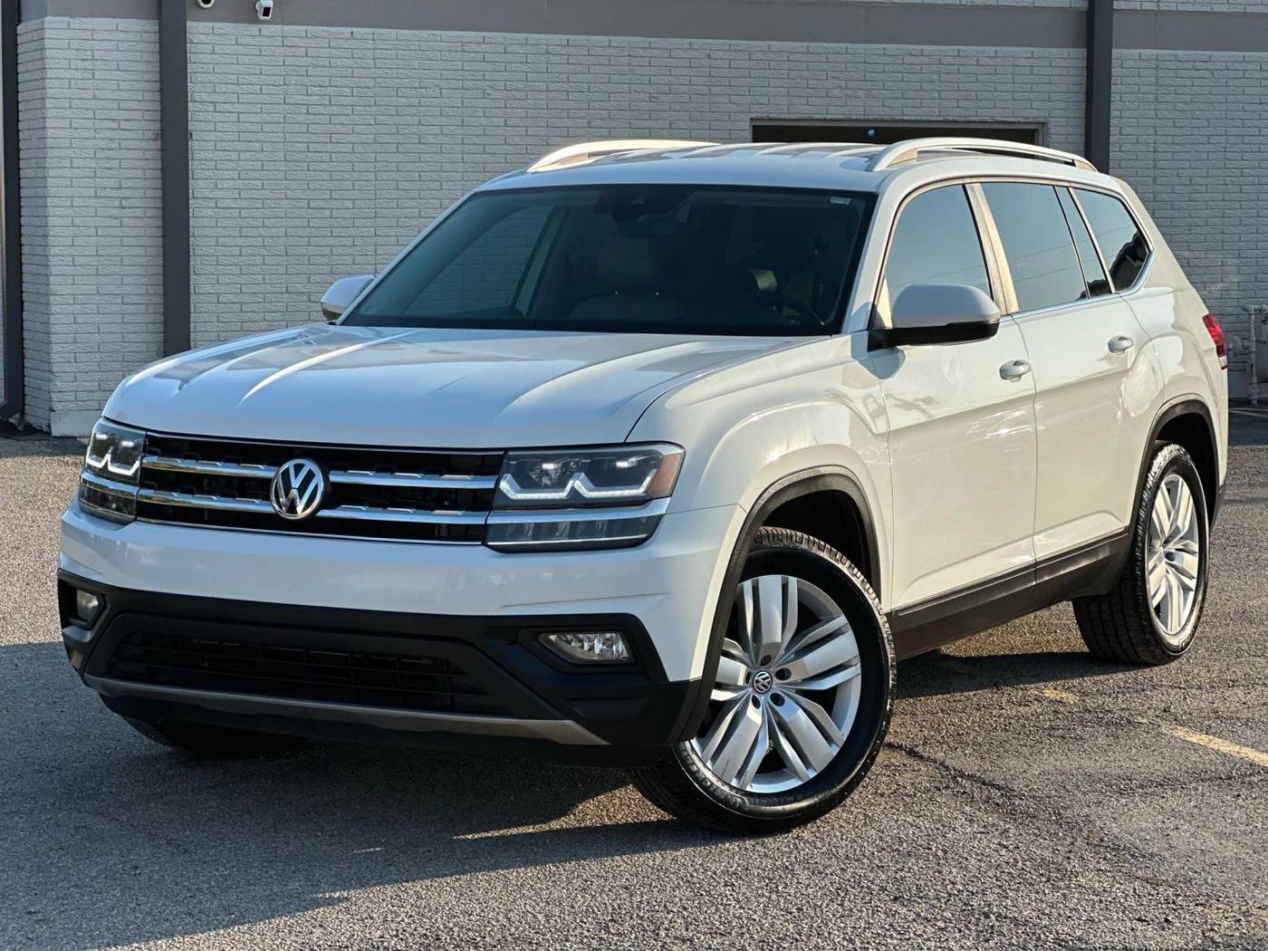 2019 Volkswagen Atlas SE with Technology — SUV — 110,935 mi — Dallas, TX