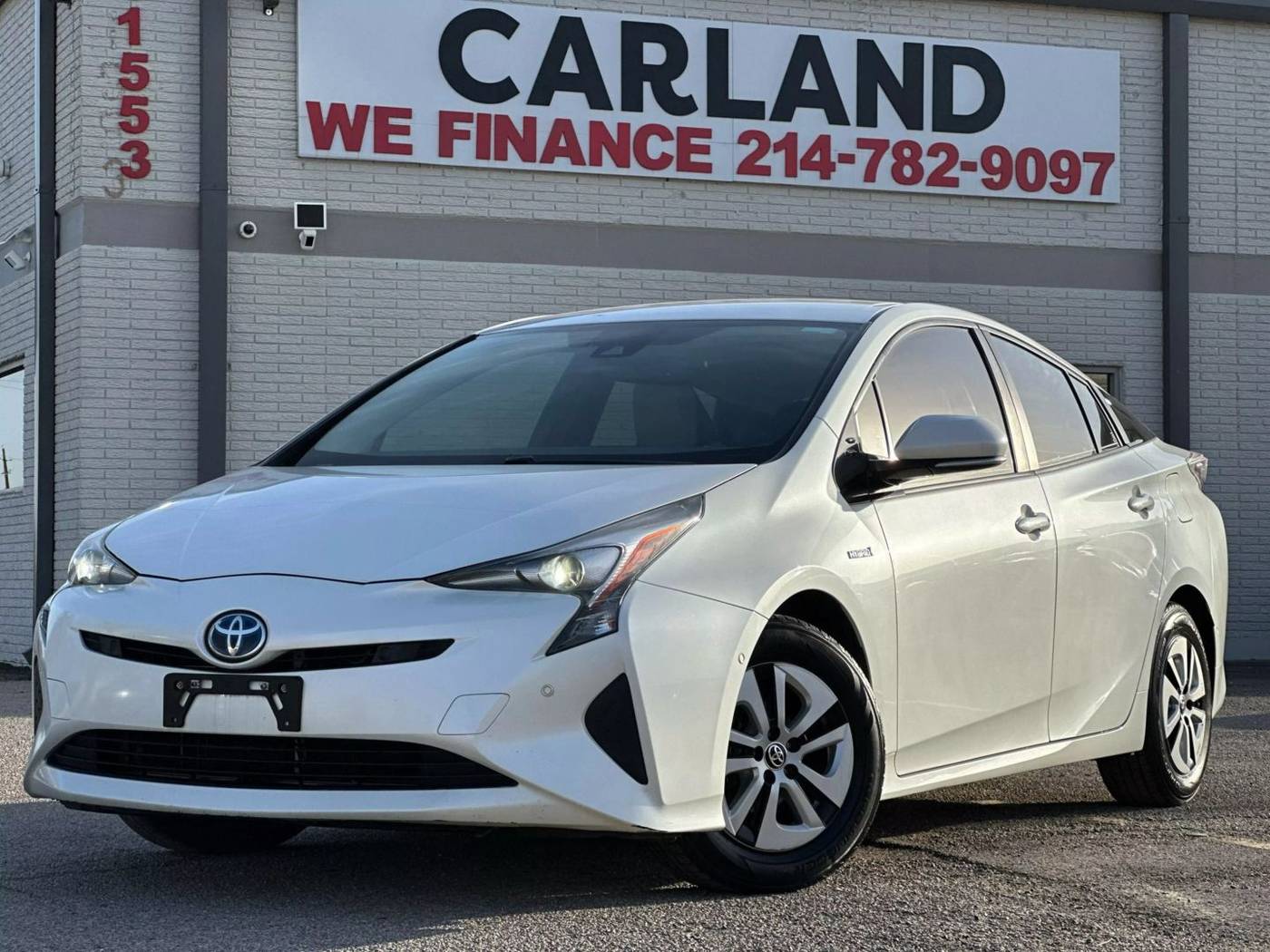 2017 Toyota Prius Four — Hatchback — 70,339 mi — Dallas, TX