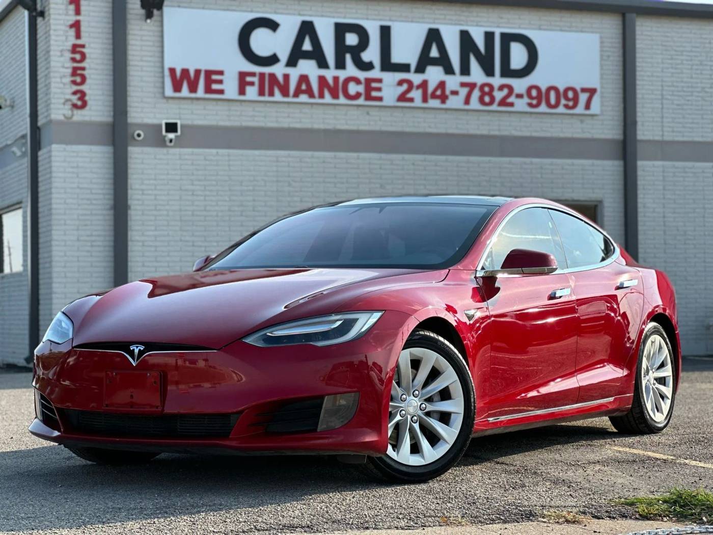2016 Tesla Model S 60 — Hatchback — 136,981 mi — Dallas, TX