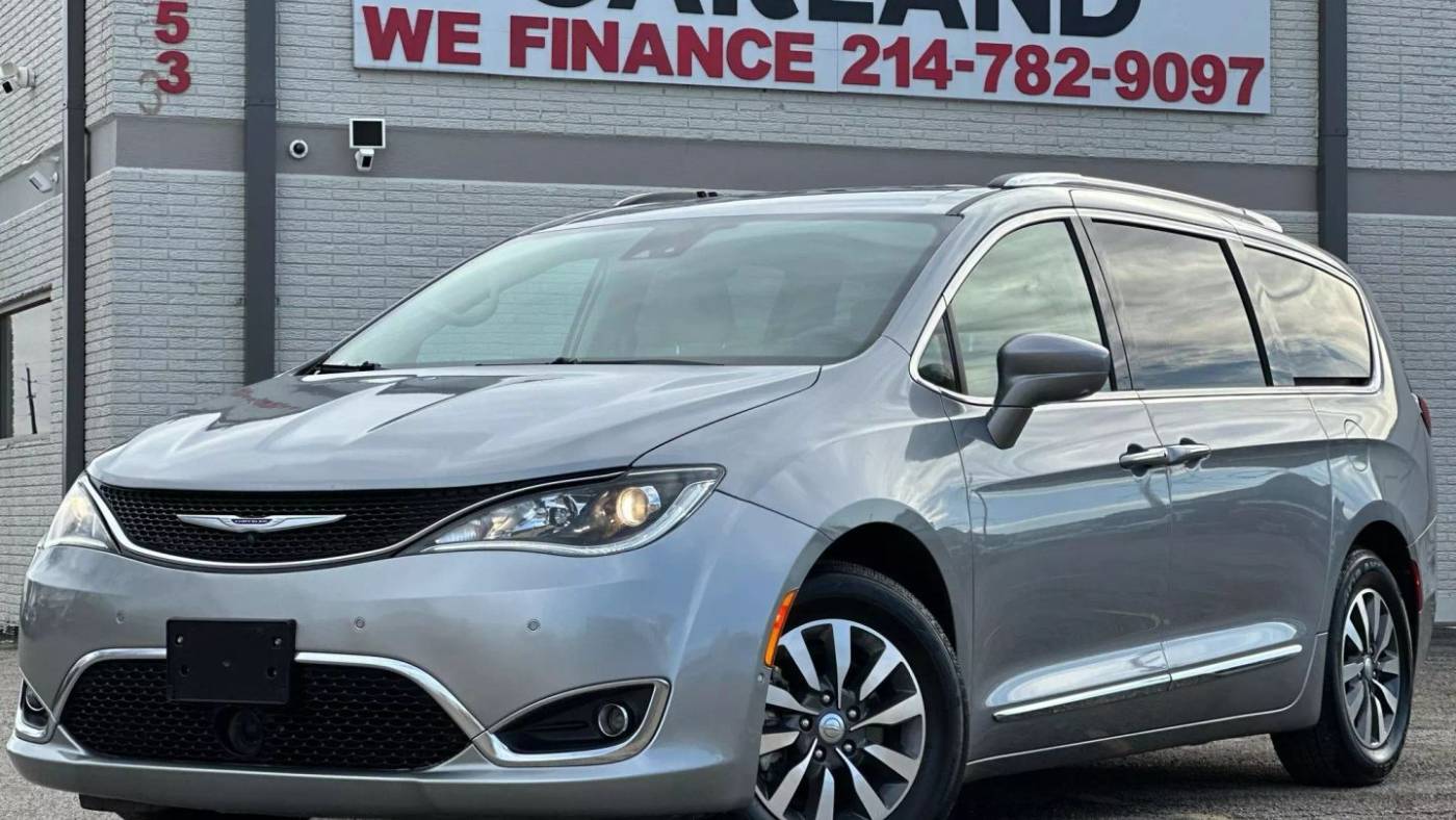 2020 Chrysler Pacifica Touring L Plus — Minivan — 122,907 mi — Dallas, TX