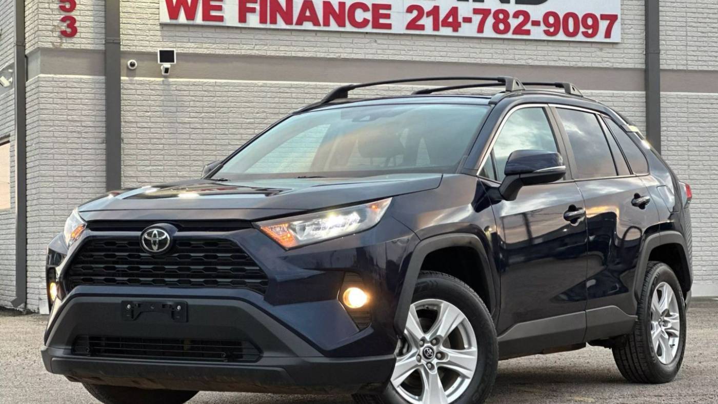 2019 Toyota RAV4 XLE — SUV — 104,879 mi — Dallas, TX