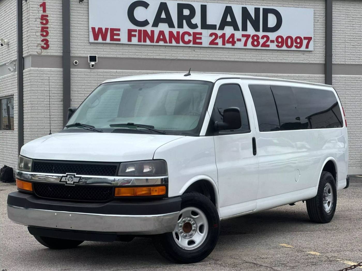 2014 Chevrolet Express Passenger LT — Passenger Van — 83,489 mi — Dallas, TX