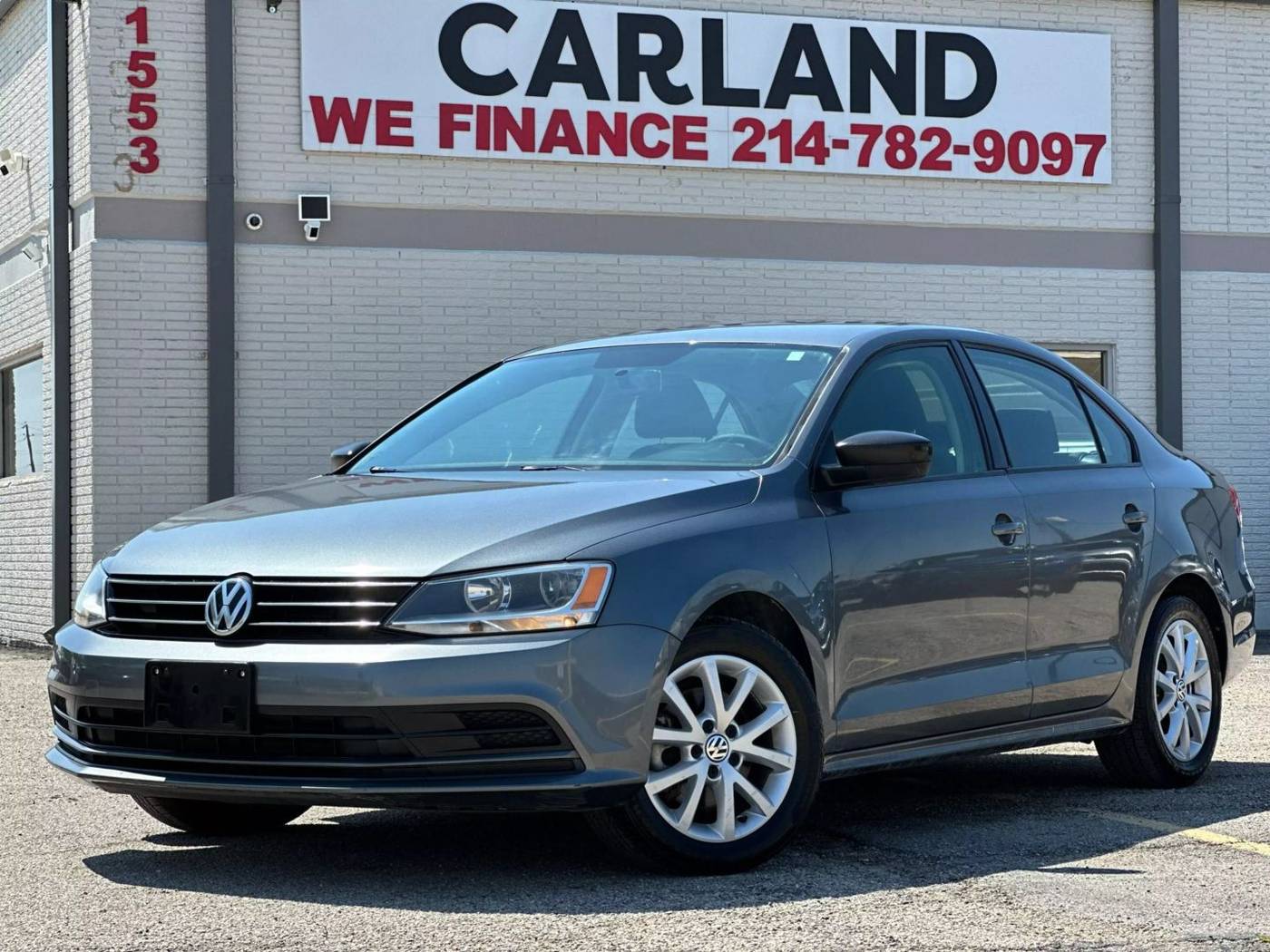 2015 Volkswagen Jetta 1.8T SE — Sedan — 123,075 mi — Dallas, TX