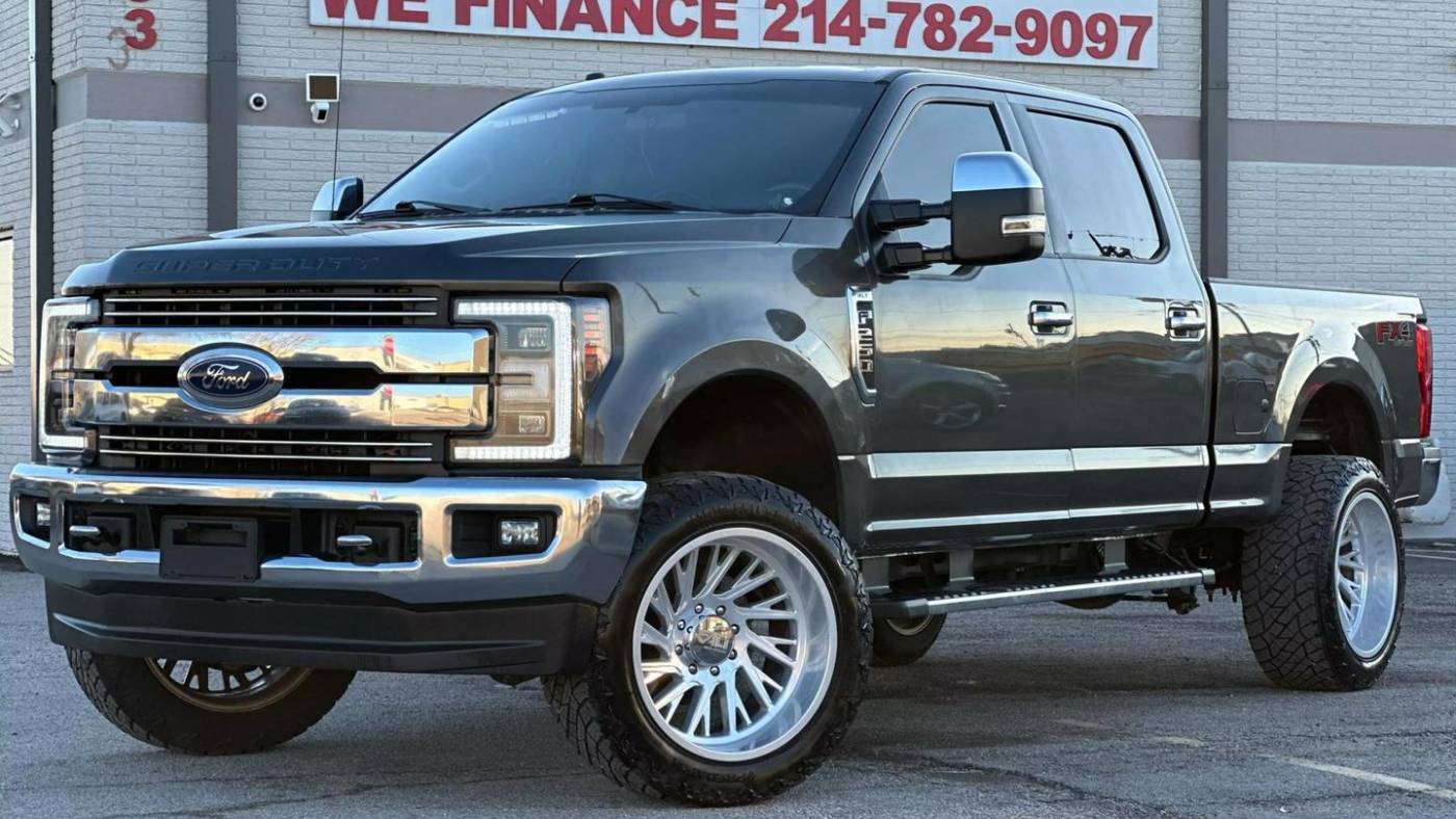 2019 Ford Super Duty F-250 XLT — Pickup Truck — 151,678 mi — Dallas, TX