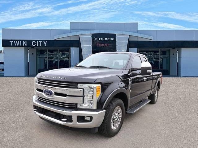 2017 Ford Super Duty F-250 Lariat — Pickup Truck — 73,138 mi — Alcoa, TN
