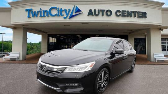 2017 Honda Accord Touring — Sedan — 76,979 mi — Alcoa, TN