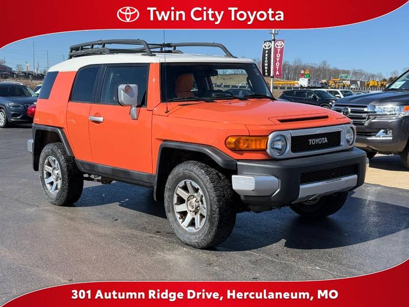 2014 Toyota FJ Cruiser Base — SUV — 70,213 mi — Herculaneum, MO