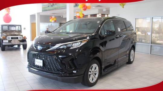 2023 Toyota Sienna XSE — Minivan — 54 mi — Herculaneum, MO