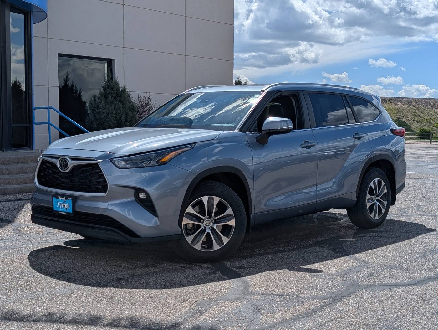 2023 Toyota Highlander XLE — SUV — 34,096 mi — Cheyenne, WY